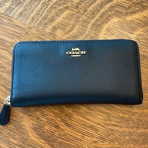 Black Coach Wallet